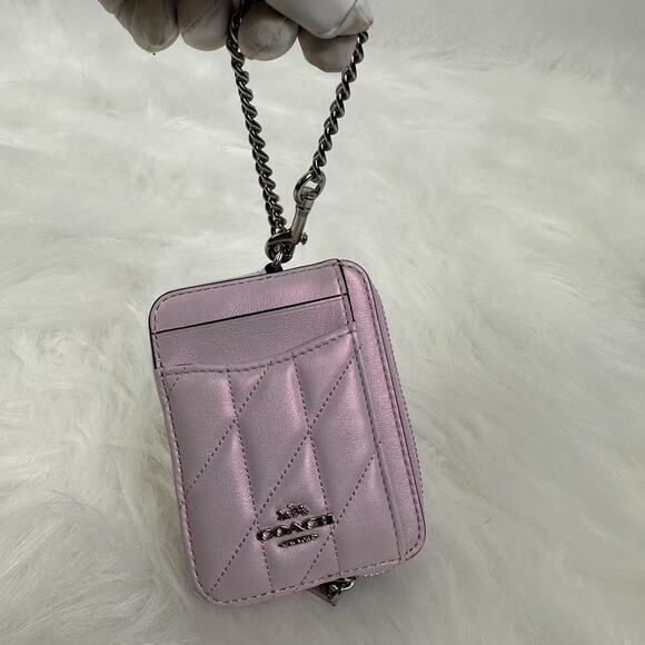 Coach Zip Card Case With Chain Wrist Strap In Leather/Silver/Pink CBL77 NWT - Picture 4 of 5